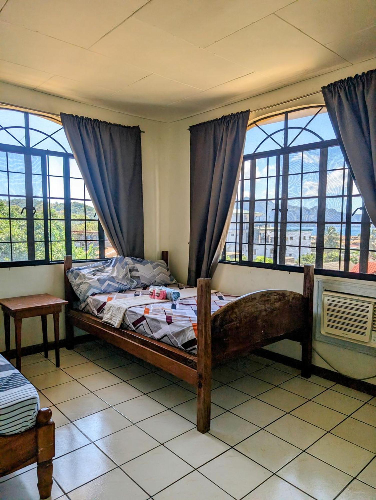 Screaming Gecko Hostel Busuanga Exterior photo